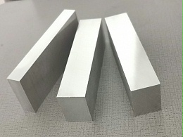 冷轧模具钢属于碳钢吗？